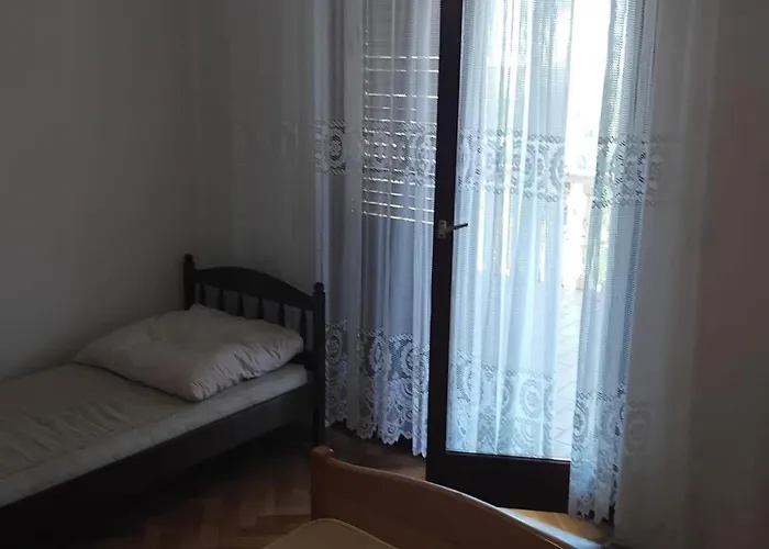 Curic Apartman Povljana