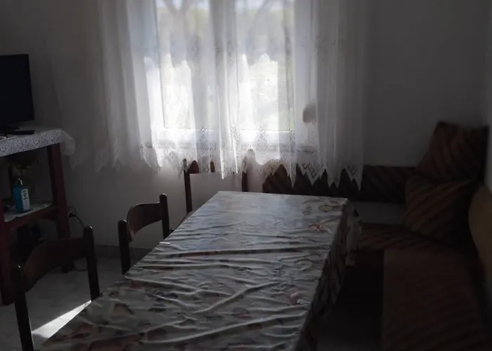 Curic Apartman Povljana